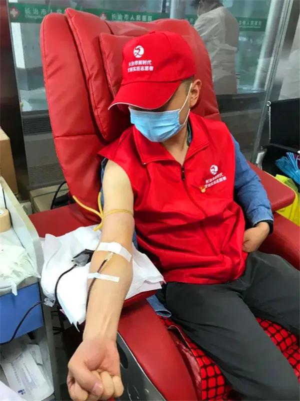 我市场开展“血同脉，爱同行” 无偿献血志愿活动