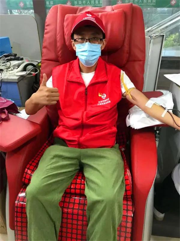 我市场开展“血同脉，爱同行” 无偿献血志愿活动